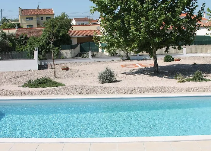 Herdade Dos Templarios בית נופש טומאר